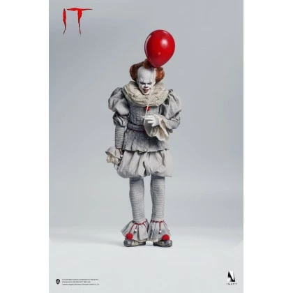 Pennywise Deluxe Edition - Queen Studios InArt 1/6th Scale IT Collectible Figure 3 Pennywise Deluxe Edition - Queen Studios InArt 1/6th Scale IT Collectible Figure
