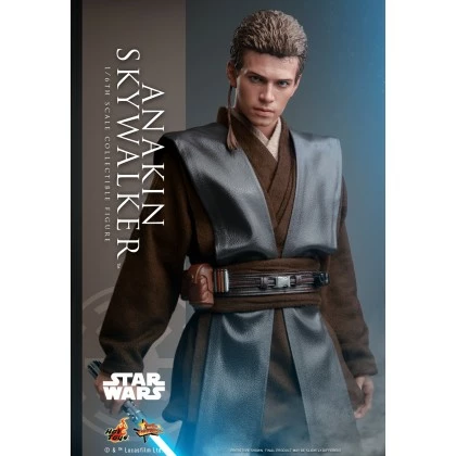 Anakin Skywalker - Hot Toys MMS677 Star Wars Episode II Attack Of The Clones 1/6th Scale Collectible Figure 3 Anakin Skywalker - Hot Toys MMS677 Star Wars Episode II Attack Of The Clones 1/6th Scale Collectible Figure