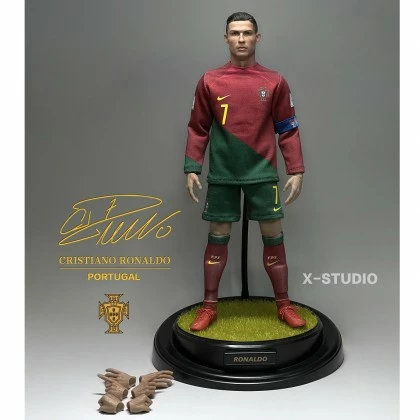 Cristiano Ronaldo (Calm Version) - X Studio CR7B 1/6th Scale Portugal 5 Cristiano Ronaldo (Calm Version) - X Studio CR7B 1/6th Scale Portugal - Image 3