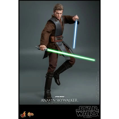 Anakin Skywalker - Hot Toys MMS677 Star Wars Episode II Attack Of The Clones 1/6th Scale Collectible Figure 8 Anakin Skywalker - Hot Toys MMS677 Star Wars Episode II Attack Of The Clones 1/6th Scale Collectible Figure - Image 6
