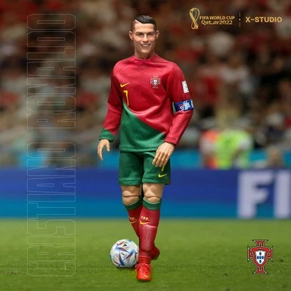 Cristiano Ronaldo (Deluxe Edition) - X Studio CR7D 1/6th Scale 3 Cristiano Ronaldo (Deluxe Edition) - X Studio CR7D 1/6th Scale