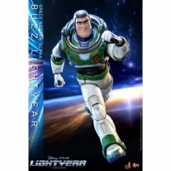 Space Ranger Alpha Buzz Lightyear - Hot Toys MMS634 Lightyear 1/6th Scale Collectible Figure
