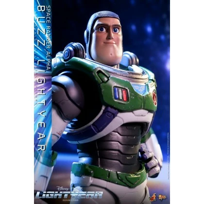 Space Ranger Alpha Buzz Lightyear - Hot Toys MMS634 Lightyear 1/6th Scale Collectible Figure 7 Space Ranger Alpha Buzz Lightyear - Hot Toys MMS634 Lightyear 1/6th Scale Collectible Figure - Image 5