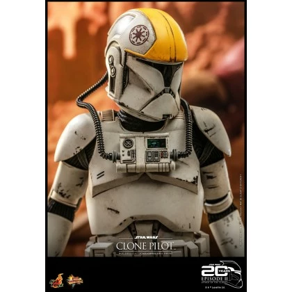 Clone Pilot - Hot Toys MMS648 Star Wars Episode II Attack Of The Clones 1/6th Scale Collectible Figure 4 Clone Pilot - Hot Toys MMS648 Star Wars Episode II Attack Of The Clones 1/6th Scale Collectible Figure - Image 3